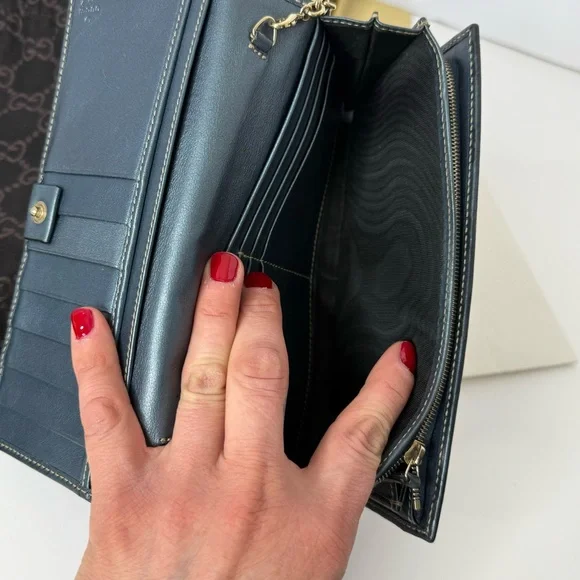 Gucci Leather Wallet on a Chain - Picture 10 of 16